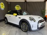Used Mini Cooper SE Hatch 135 kW (184 HP) 2023 White Hatchback