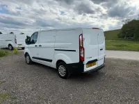 Begagnad Ford Transit Custom 105 HK (77 kW) 2018 Vit Van