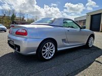 Usado MG TF SE 135 HP (99 kW) 2004 Prateado Cabrios