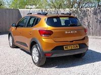 Gebraucht Dacia Sandero Expression 100 PS (73 kW) 2024 Orange Kleinwagen