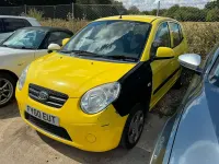 Used Kia Picanto 64 HP (47 kW) 2010 Yellow Hatchback