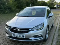 Used Vauxhall Astra SRi 150 HP (110 kW) 2016 Silver Hatchback