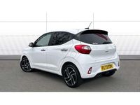 Used Hyundai i10 Premium 67 HP (49 kW) 2023 White Hatchback