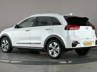Used Kia e-Niro Plus 150 kW (204 HP) 2021 White SUV