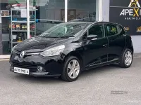 Used Renault Clio Dynamique 75 HP (55 kW) 2016 Black Hatchback