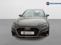 Begagnad Audi A4 S-Line 2023 Grå Sedan