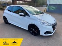 Used Peugeot 208 Prestige 2015 White Hatchback
