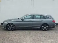 Usado Mercedes C200 Premium 184 HP (135 kW) 2019 Cinzento Carrinha