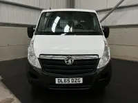 Used Vauxhall Movano 125 HP (91 kW) 2015 White MPV