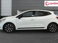 Used Renault Clio Evolution 90 HP (66 kW) 2023 White Hatchback