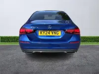 Używany Mercedes A200 Executive 150 KM (110 kW) 2024 Niebieski Sedan/Limuzyna