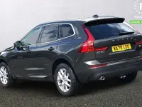 Używany Volvo XC60 Momentum 197 KM (144 kW) 2020 Szary SUV