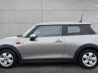 Usado Mini ONE Hatch 101 CV (74 kW) 2016 Plateado Utilitario