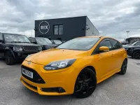 Used Ford Focus ST 250 HP (183 kW) 2014 Yellow Hatchback