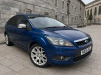 Used Ford Focus Zetec 2009 Blue Hatchback