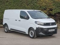 Used Vauxhall Vivaro 120 HP (88 kW) 2024 White MPV