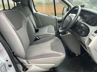 Used Renault Trafic 115 HP (84 kW) 2009 Silver MPV
