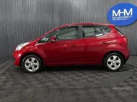 Used Kia Venga 90 HP (66 kW) 2014 Red Hatchback