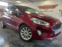 Used Ford Fiesta Titanium 100 HP (73 kW) 2017 Red Hatchback
