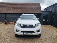 Used Nissan Navara Tekna 190 HP (139 kW) 2018 White Pickup