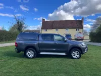 Używany Toyota HiLux 150 KM (110 kW) 2019 Szary Pickup