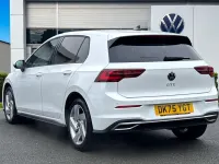 Begagnad VW Golf VIII GTE 245 HK (180 kW) 2025 Vit Halvkombi