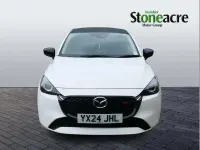 Usado Mazda 2 Homura-Aka 116 HP (85 kW) 2024 Branco Citadino