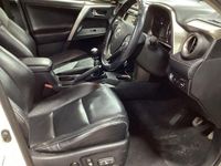 Used Toyota RAV4 2013 White Estate