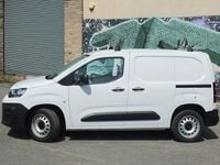 Used Citroën Berlingo 100 HP (73 kW) 2023 White MPV
