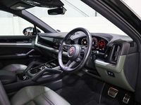 Used Porsche Cayenne 354 HP (260 kW) 2025 SUV