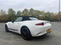 Used Mazda MX5 132 HP (97 kW) 2019 White Cabriolet