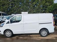 Used Ford Transit Custom Limited 130 HP (95 kW) 2021 White Van