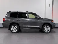 Used Toyota Land Cruiser 272 HP (200 kW) 2014 Grey SUV