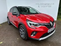 Used Renault Captur Techno 143 HP (105 kW) 2024 Red/black SUV