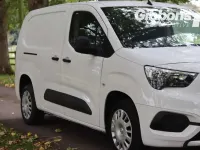 Usado Vauxhall Combo Sportive 100 CV (73 kW) 2020 Blanco Van