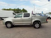 Usado Toyota HiLux 2010 Plateado Pickup/Camioneta