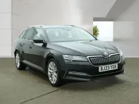 Usado Skoda Superb SE L 218 CV (160 kW) 2023 Negro Familiar