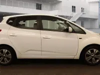 Used Kia Venga 123 HP (90 kW) 2016 White Hatchback