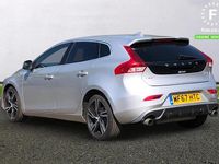 Begagnad Volvo V40 R-Design Pro 2017 Silver Halvkombi