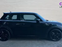 Used Mini Cooper Sport 204 HP (150 kW) 2024 Black Hatchback