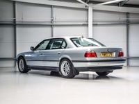 Usado BMW 750 2000 Plateado Berlina