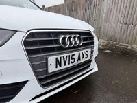 Usado Audi A4 Design 163 HP (119 kW) 2015 Branco Sedan