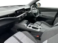 Used Vauxhall Grandland X Ultimate 136 HP (100 kW) 2025 White SUV