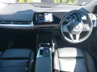 Begagnad BMW 218 Active Tourer Luxury Line 148 HK (108 kW) 2022 Vit Minibuss