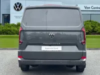 Usado VW Transporter Pro 110 HP (80 kW) 2025 Cinzento Van