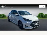 Second-hand Toyota Yaris Hybrid 2024 Alb Hatchback