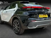 Used Toyota C-HR Sport 197 HP (144 kW) 2025 White SUV