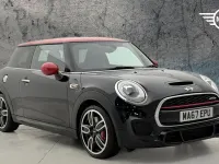 Używany Mini John Cooper Works Hatch 228 KM (167 kW) 2017 Czarny Hatchback