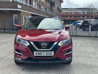 Begagnad Nissan Qashqai N-Connecta 2017 Röd SUV