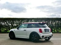 Używany Mini John Cooper Works Hatch 231 KM (169 kW) 2017 Srebrny Hatchback